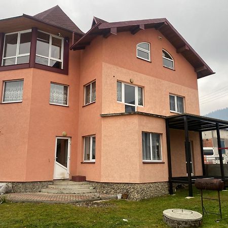 Appartamento Domashnya Oselya Verkhovyna Esterno foto