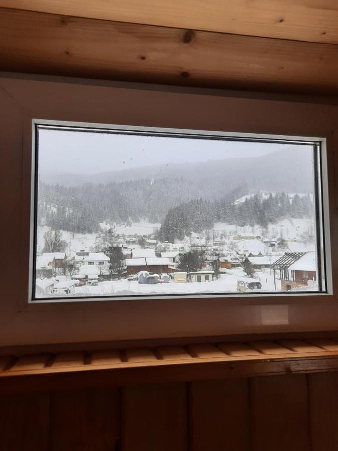 Appartamento Domashnya Oselya Verkhovyna Esterno foto